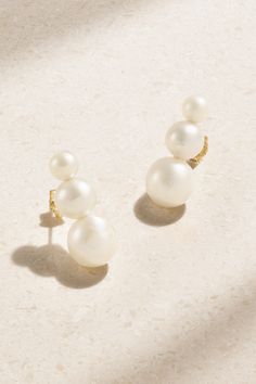 Mizuki's earrings are set with a trio of lustrous pearls that increase in size. They're made from 14-karat gold and look just especially elegant with evening dresses or tailoring. Pearl White Pearl Earrings For Evening, Akoya Pearl White Pearl Earrings For Evening, Evening Akoya Pearl Earrings In Pearl White, Pearl White Akoya Pearl Earrings For Evening, Evening Akoya Pearl White Pearl Earrings, Fine Jewelry Akoya Pearl Earrings For Evening, Evening Akoya Pearl Drop Earrings, Elegant Fine Jewelry Pearl Earrings For Evening, Fine Pearl Earrings For Evening