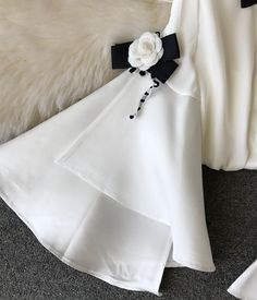 Unique off-shoulder big flared sleeve long-sleeved chiffon top Fabric: chiffon Color: white, black Size(cm): free size length 61 bust 94 sleeve length 55 Wide Pants, Top Fabric, Chiffon Top, Chiffon Tops, Free Size, White Black, Off Shoulder, Color White, Chiffon