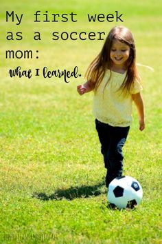 I've been a soccer mom for an entire week. So naturally, I know everything |parenting tips|parenting|kids|kids sports|kids soccer|soccer team ideas|funny mom blogs|mom bloggers|soccer mom #SoccerMomTips #SportsMomTips #TipsForMoms Soccer Practice Snacks, Soccer Team Ideas, I Know Everything, Team Ideas, Confidence Kids, Soccer Practice, Soccer Drills, Smart Parenting