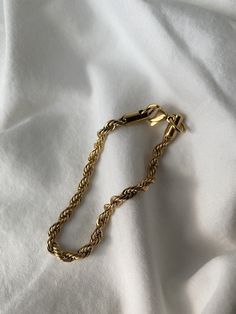 18K Gold plated  Stainless steel  4mm thickness Minimalist Gold Bracelet, Gold Rope Bracelet, Taurus Moon, Playstation Controller, Double Band Rings, Bracelet Minimalist, Gold Armband, Gold Bond, Gold Filled Hoops