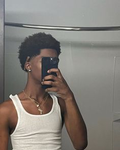 medium afro hairstyle black teen Afro Hair Fade, Balding Men, Black Boy Hairstyles, Waves Hairstyle Men, Low Taper Fade Haircut, Taper Fade Curly Hair, Black Boys Haircuts, Afro Hairstyles Men