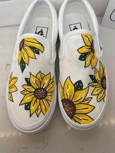 Custom Painted Vans Canvas Shoes Sunflower Womens Shoes - Etsy Diy Vans Shoes Paint, Shoe Painting Ideas Vans, Sunflower Shoes, Custom Painted Vans, Vans Canvas Shoes, Hand Painted Vans, Sunflower Vans, Shoe Painting, Custom Vans Shoes