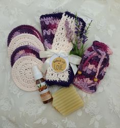 "Indulge in a little luxury and pamper yourself by relaxing and unwinding with this beautiful Crochet Spa Gift Set or Handmade Shower Gift Set. The reusable eco-friendly Spa or Shower Set is designed to invigorate the skin, body, mind and soul. Each charming 7 piece gift set handcrafted with superb craftsmanship is very functional and includes:     -  2 Washcloths each 7\" square gently textured for washing and exfoliating   -  1 Soap Saver Bag 3\" x 5\" detailed with natural wood beads on the d Women Wellness, Soap Saver Bag, Shower Spa, Spa Gift Set, Spa Gift Basket, Gift Sets For Her, Soap Saver, Bath Gift, Handmade Gift Tags