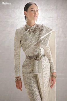 Baju Kahwin, Thai Wedding Dress, Thai Fashion, Thai Traditional Dress, Gaun Fashion, 파티 드레스, فستان سهرة, Fantasy Dress, Classy Dress