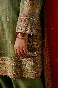 Designer Salwar kameez | Designer Punjab Suits | Pakistani Salwar Kameez Victorian Inspired Fashion, Punjabi Suits Designer, Zara Shahjahan, Eastern Wear, Pakistan Dress, Pakistani Salwar Kameez, Chiffon Collection, Indian Bridal Outfits, Silk Suit