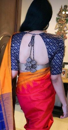 Partywear Blouse Designs, Different Types Of Blouses, Types Of Blouses, Blouse Back Neck Design, Back Neck Design, Netted Blouse Designs, Blouse Back Neck, मेहंदी डिजाइन