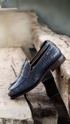 The Grand Ave. Loafer No. 8229 | Robert August Brown City, Luxury Materials, Men's Loafers, Hand Painted Leather, English Style, Painting Leather, Footwear Collection, Goodyear Welt, Elevate Your Look