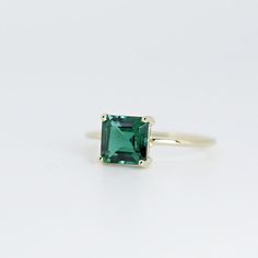 Emerald Gold Ring, Gold Ring Band, Gold Emerald Ring, Art Deco Emerald Ring, Jewelry Design Studio, May Birthstone Rings, Emerald Ring Gold, Ring Emerald, Asscher Cut