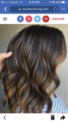 Brunettes Going Gray, Hair Colors For Brunettes, Colors For Brunettes, Henna Hair Color, Undercut Designs, Latest Hair Color, Hair Color Caramel, Gorgeous Hair Color, Fall Hair Color For Brunettes