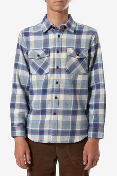 The Vincent Flannel is a midweight 100% cotton plaid flannel featuring chest pockets and button down front. 100% Cotton Front button down closure Chest pockets Boys Flannel, Mens Flannel Shirt, Plaid Flannel, Flannel Shirt, Chest Pocket, Caramel, Mens Shirts, Plaid, Size Medium