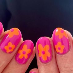 Fun Pink Nail Designs, Nails Flower, Nail Time, Floral Nail, Simple Gel Nails, Nail Envy, Shellac Nails, Pretty Nail Art, Girls Nails