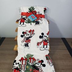 Snuggle up with the cutest couple of the season! 🎅🏻🎄 These Disney Mickey and Minnie Christmas Plush Throws are the perfect addition to your holiday decor. Made with soft polyester material and featuring an all-over pattern, they're perfect for the living room or bedroom. Machine washable and available in large size, they make a great gift for adults, kids, and teens alike. Get yours now and make your holidays even more magical! 🎁🎉 #DisneyChristmas #MickeyAndMinnie #HolidayBlanket Mickey And Minnie Christmas, Disney Mickey And Minnie, Holiday Blankets, Minnie Christmas, White Blanket, Christmas Plush, Mickey And Minnie, Classic Holiday, Disney Christmas