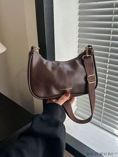 BagForLove - Chic Hobo Bag: Streamlined Design with Bonus Coin Purse Tiny Purse, Purse Outfit, My Style Bags, Small Leather Bag, Brown Crossbody Bag, Brown Leather Bag, Leather Coin Purse, Brown Purses, Pretty Bags