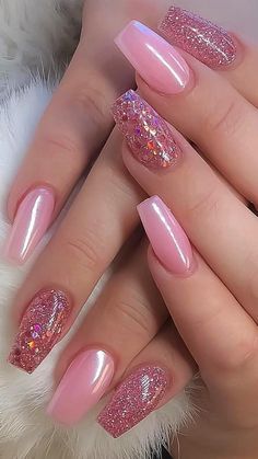 Nail Design Glitter, Nagel Tips, Pink Nail Art, Her Nails, Glamorous Nails, Pink Nail Polish, Pink Nail Designs, Nails 2020, Nail Designs Glitter