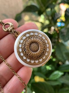 For yourself or someone you love...💕 The sunflower moves itself in the most direct position in front of the sun so it can get the maximum sun rays. This is symbolic of spiritual faith, and worship because we follow our belief system as the sunflower moves to face the life-giving rays of the sun. NOTE: this locket doesn't have photo frames. You can add glue to insert the two photos. ADDING PHOTOS: The option to add photo/photos means that I will be the one who will resize, crop, print, and inser Vintage Birth Flower Jewelry, Vintage White Birth Flower Jewelry, Vintage Round Birth Flower Jewelry, White Vintage Jewelry With Birth Flower, Vintage Round Jewelry With Birth Flower Design, Vintage Adjustable Locket Necklace For Wedding, Vintage Personalized Flower Jewelry, Vintage Flower Shape Personalized Jewelry, Personalized Vintage Flower Jewelry