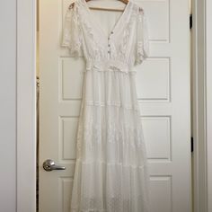 Perfect To Wear As Dressy Or As Casual, This Light Weight Lace Short Sleeve Maxi Dress Is Perfect For Any Occasion. White Lace Maxi Dress, White Lace Maxi, Short Sleeve Maxi Dress, White Maxi Dress, Essential Dress, Short Sleeve Maxi Dresses, Amazon Essentials, Lace Short, Sleeve Maxi Dress