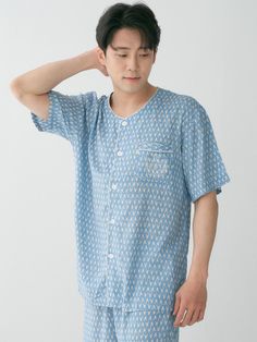 Composition : Rayon 100%Country of Origin : Republic of Korea Plus Size Pajamas, Sleepwear Robe, Mens Pajamas, Summer Shorts, Pajamas, Composition, Plus Size, Mens Outfits, The Originals