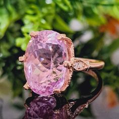 Luxury Kunzite Ring Jewelry, Luxury Fine Jewelry With Kunzite, Luxury Kunzite Engagement Ring, Kunzite Ring, Pink Kunzite, Ring Birthstone, Solid Gold Ring, Pink Gemstones, Oval Cut Diamond