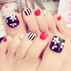 Nail Art Coffin, Press On Nail Art, Pedicure Gel, Artistic Nails, Toe Nail Color, Pretty Toe Nails, Cute Toe Nails, Summer Toe Nails, Nagel Tips