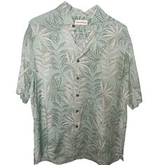 Hawaiian Shirt Mens L Silk Button Down Casual Excellent Preowned Condition. Washed And Ironed. Size Large Made By Caribbean. 55% Silk Green Vacation Shirt With Button Closure, Green Casual Camp Shirt With Button Closure, Green Short Sleeve Shirt With Button Closure For Vacation, Casual Green Camp Shirt With Button Closure, Green Shirt With Button Closure For Vacation, Green Camp Shirt With Button Closure, Green Shirt With Button Closure And Camp Collar, Green Casual Hawaiian Shirt With Button Closure, Casual Green Hawaiian Shirt With Button Closure