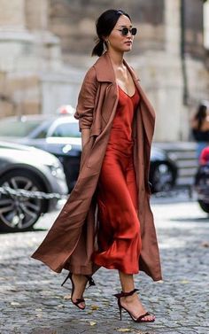 Silk meerkat slip dress silk outfit look ideas street style simple silk red midi dress fashion fall trends #silkslip #falltrends #silkslipdress #silkdress #lookideas #streetstyle #outit #outfitslip #outfitdress #style #fashion #ootd Autumn Look, Gaun Fashion