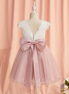 A-Line Knee-length Flower Girl Dress - Tulle Short Sleeves Scoop Neck With Lace/Bow(s) (010255694) - JJ's House Pink A-line Dress With Tulle Skirt, White A-line Dress With Tulle Skirt, Princess Style A-line Wedding Dress, A-line Princess Dress For Wedding, Dress-up Tulle Dresses With Lace Patchwork, Tulle Dress With Lace Patchwork For Dress-up, Pink A-line Dress With Lace Patchwork, Confirmation Dresses With Lace Back, Pink Lace Patchwork Dress For Dress-up