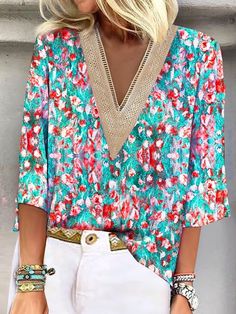 V Neck Casual Random Print Blouses | zolucky Print Blouses, Fitted Tunic Tops, Color Verde Claro, Tops For Women Casual, Dressy Blouse, Summer Hot, Lace Outfit, Women's Blouses, Casual Tops For Women