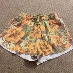 Target Pj Shorts Hawaiian Flower Print Never Worn Casual Pajama Shorts For Poolside In Spring, Casual Spring Pajama Shorts For Poolside, Green Floral Print Bottoms For Beach Season, Floral Print Short Bottoms For Poolside, Short Floral Print Bottoms For Poolside, Comfortable Green Bottoms For Vacation, Cotton Pajama Shorts For Poolside, Green Floral Print Beachwear Bottoms, Green Floral Beachwear Bottoms