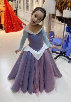 Sleeping Beauty Dress, Aurora Costume, Sleeping Beauty Costume, Ariel Costumes, Children Dress, Disney Princess Dresses, Kids Dress Up, Costume Cosplay, Cosplay Ideas