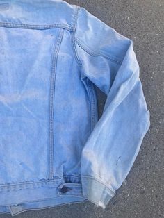 "Make this classic Levis jacket a staple in your closet. Brand: Levis Estimate Size: Medium Beautiful wear as shown in images Length: 23\" Bust: 40\" Waist: 39\" Shoulder: 16\" Sleeve: 23\"" Classic Washed Denim Jacket, Classic Distressed Long Sleeve Outerwear, Retro Faded Washed Outerwear, Faded Long-sleeve Pre-washed Denim Jacket, Faded Long Sleeve Pre-washed Denim Jacket, Classic Faded Outerwear For Spring, Long Sleeve Faded Pre-washed Denim Jacket, Distressed Fitted Retro Outerwear, Retro Distressed Fitted Outerwear