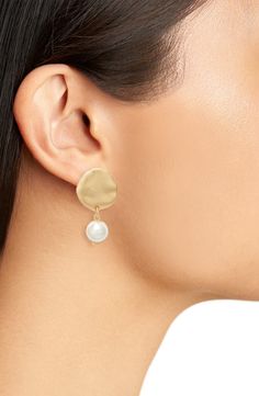 Karine Sultan Hammered Disc Imitation Pearl Clip-On Drop Earrings | Nordstrom Pewter Metal, 24kt Gold, Glass Heart, Huggie Hoop Earrings, Gold Drop Earrings, Keep Jewelry, Pearl Size, Pearl Drop, Creamy White