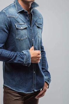 Roper Western Snap Shirt in Dark Blue - AXEL'S Western Inspiration, Athletic Build, Cashmere Jacket, Mock Turtleneck, Sweater Pants, Shearling Jacket, Western Shirts, Denim Pant, Premium Denim