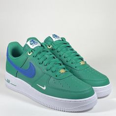 Nike Air Force 1 '07 LV8 'Malachite' Green/White/Blue / Mens Size 8 / DQ7658-300. CONDITION IS NEW WITH BOX. Malachite Green, Flex Fit Hats, Fashion Shoes Sneakers, Nike Air Force 1 07, Nike Fashion, New Era 59fifty, White Brand, 40th Anniversary, Athletic Fashion