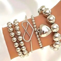 5pcs/Set Silver Color Heart Round Beads Exquisite Ladies Exaggerated Bracelet Color: Silver Material: Alloy Chunky Silver Jewellery, Pandora Leather Bracelet, Green Stone Bracelet, Modern Silver Jewelry, Gold Teeth, Color Heart, Beads Bracelet Design, Pandora Bracelet Charms, Bracelet Design