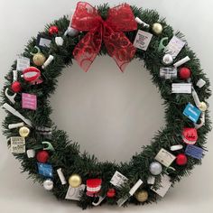 Our dental themed Christmas wreath is guaranteed to bring good laughs at the dentist's office! This unique wreath is cleverly designed with toothbrushes, dental charts, funny quotes and adorable chattering wind-up teeth that will definitely make everyone show off their pearly whites! Please note each of our trees and wreaths is individually and uniquely handcrafted and may sometimes have slight variations of ornaments and ribbon colors or designs. *All trees come with a burlap base. Made in the Christmas Decir, Beach Christmas Trees, Outdoor Christmas Wreaths, Unique Wreath, Christmas Giveaways, Themed Christmas, Nurse Christmas, Office Christmas Decorations, Beach Christmas