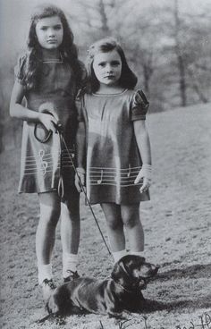 Jackie O Style, The Sisters, Dachshund Love, Weiner Dog, Pet Life, Vintage Dog, High Society, Dog Photos, Vintage Children