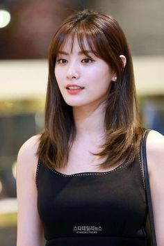 After School's Nana revealed that she was jealous of former member UEE... Qualicum Beach, Asian Haircut, Bangs With Medium Hair, Long Hair With Bangs, Haircuts For Long Hair, Short Hair With Bangs