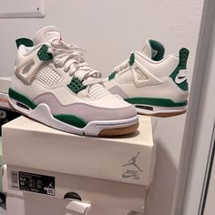 Brand New Pair Of Jordan 4 Sb Pine Green. One Of The Most Anticipated Drops Of The Year. Quality Of Sneaker Is Superb, Suede Is High End, Beautiful Sneaker All Around, Get It Before It Drops!!!!!! Jordan 4 Snakeskin, Air Jordan 4s Seafoam, Luxury Air Jordan 4 Synthetic With Round Toe, Jordan Shoe Plug, Luxury Air Jordan 4 With Round Toe, Green And Cream Jordans, Luxury Air Jordan 4 Lace-up With Perforations, Purple And Green Shirt Retro Purple Jordan 4, Jordans Collection Chart