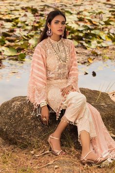 Luxury Lawn Wear in Peach Color emblazoned with beautiful print and embroidered organza patch. Sana Safinaz Summer Collection is very stylish and you can wear these dresses on Party or Eid Events. Buy Online Sana Safinaz new collection at this store and change your look. Shirt: Pretty Shirt in peach color is embellished with digital printed front and back on lawn fabric. Sleeves are also printed. Shirt neckline is decor with embroidered bunch organza and daman is also embellished with organza pa Designing Ideas, Lawn Dress, Lawn Suits, Pakistani Designers, Suit Fabric, Embroidered Clothes, Pakistani Outfits, Fabric Stores Online, Print Chiffon