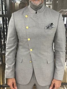 Collection : 2024/2025 spring/summer🔆Product : Tyler Slim Fit Special Designed Grey SuitColor: Grey Available Size : 46-48-50-52-54-56Material Content: %55 Cotton %45 Polyester Designer Fitted Bandhgala With Buttons, Designer Suits For Spring Office Wear, Designer Spring Office Suits, Designer Fitted Bandhgala With Stand Collar, Spring Designer Office Suits, Luxury Fitted Double Breasted Suit For Spring, Semi-formal Spring Sets With Buttons, Spring Semi-formal Sets With Buttons, Fitted Gray Suit For Spring