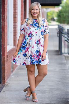 We are happy as can be in this darling dress! It's bright, bold and beautiful! It gives us all the Summer vibes! The fabric is dreamy soft and the cold shoulders are super trendy! Style it with wedges to complete the look! 95% Polyester, 5% Spandex Made in the USA. Please note we recommend sizing up based on the measurements for this item. Whoopsie Daisy, Chic Soul, Mid Size Fashion, Darling Dress, Bold And Beautiful, Mid Size, Dress Clothes, Trendy Style, Blonde Beauty