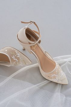 Ivory Wedding Sandals With Mid Pointy Heels and Ankle Strap, Bridal Shoes With Handmade Embroidery, Wedding Shoes From Milky Leather - Etsy Nude Bridal Shoes, Ivory Heels Wedding, Flat Wedding Shoes, Embroidery Wedding, Pointy Heels, Wedding Sandals, Womens Wedding Shoes, Wedding Heels, Handmade Embroidery