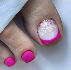 Toenail Designs Summer Pedicures, Manicure French Tip, Hairstyle Indian, Feet Nail Design, Pedicure Designs Toenails, Summer Pedicure