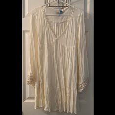 Never Worn. Still Has Original Tags Attached. Very Light & Flowy. Will Most Likely Need To Be Worn With A Slip (It’s Fairly See-Through). The Bell-Sleeves Make This Dress Super Bohemian. Would Look Amazing With A Pair Of Strappy Sandals Or Cute Wedges! Flowy V-neck Boho Dress With Lace Trim, Long Sleeve Dresses With Lace Trim For Brunch, Cream Long Sleeve Mini Dress For Brunch, Summer Long Sleeve Mini Dress With Lace Trim, Flowy Boho Tunic Dress For Brunch, Casual Rayon Dresses With Lace Trim, Bohemian Long Sleeve Dress With Lace Trim, Casual Long Sleeve Dress With Lace Trim, Casual Flowy Boho Dress With Lace Trim