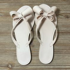 Nwt: Jelly Bow Beach Flat Rivets Rain Dressy Sandals - Light Pink - Size: 8m (38) - $20 Dressy Sandals, Rivets, Women's Shoes Sandals, Jelly, Pink Ladies, Light Pink, Shoes Sandals, Women Shoes, Sandals