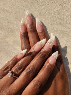 Wedding Nails For Black Women, Wedding Glam Nails, Bridal Nails Wedding Pearl, Wedding Day Pearls, Wedding Nails On Black Women, Wedding Nails With Pearls Brides, Pearl Nail Inspo Acrylic, Black Woman Wedding Nails, Wedding Nails For Bride Nail Art