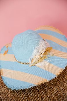 THE SOFIA SUN HAT Sun hat Judith March Gold Straw Hat With Curved Brim For Vacation, Gold Curved Brim Straw Hat For Vacation, Gold Flat Brim Sun Hat For Beach, Chic Gold Beach Hat, Gold Flat Brim Hat For The Beach, Gold Wide Brim Straw Hat For Summer, Gold Wide Brim Summer Straw Hat, Gold Curved Brim Straw Hat For Summer, Chic Gold Wide Brim Sun Hat