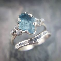 Raw Crystal Jewelry, Dream Engagement Rings, Gold Diamond Rings, Pretty Jewellery, Men's Jewelry, Unique Engagement Rings, Bridal Rings