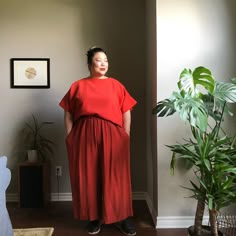 Wide Leg Pant Plus Size, Plus Size Trends For 2023, Queer Plus Size Fashion, Plus Size Street Style, Interesting Outfits, Pants Sewing Pattern, Androgynous Fashion, Top Sewing Pattern