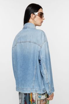 Denim jacket is cut to an oversized unisex fit with dropped shoulders, extra long sleeves and a hip length. Crafted from non-stretch denim in a light blue wash. FN-UX-OUTW000016 Fitted Denim Jacket, Leather Heeled Boots, Flower Skirt, Oversized Denim Jacket, Extra Long Sleeves, Blue Denim Jacket, Light Blue Denim, Hip Length, Cotton Style